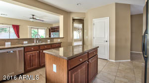 4637 E Ironhorse Rd, Gilbert, AZ 85297 photo 14