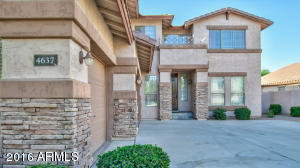 4637 E Ironhorse Rd, Gilbert, AZ 85297 photo 3