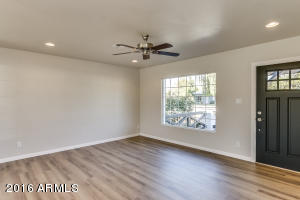 3535 E Piccadilly Rd, Phoenix, AZ 85018 photo 5