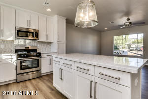 3535 E Piccadilly Rd, Phoenix, AZ 85018 photo 9