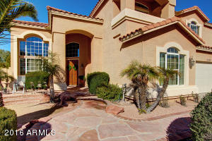 2552 E Drake St, Gilbert, AZ 85234 photo 3