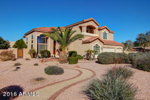 2552 E Drake St, Gilbert, AZ 85234 photo 1