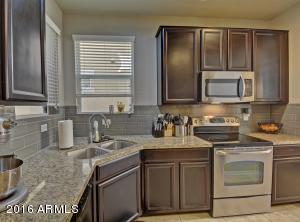 892 S Brewer Dr, Gilbert, AZ 85296 photo 5