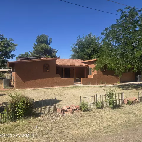 3465 E Valley Ln, Rimrock, AZ 86335