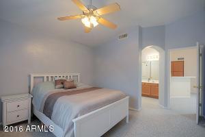 4167 E Pecan Rd, Phoenix, AZ 85040 photo 8