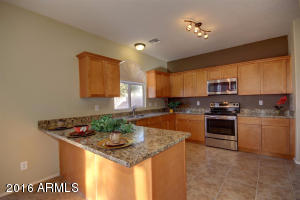 1204 E Graham Trl, Phoenix, AZ 85040 photo 14