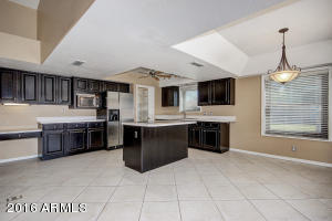 533 E Terrace Ave, Gilbert, AZ 85234 photo 2