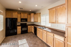 4624 E Laurel Ct, Gilbert, AZ 85234 photo 3