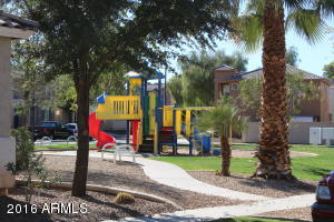 1455 E Bloch Rd, Phoenix, AZ 85040 photo 2