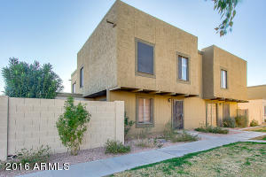 1027 E Redfield Rd, Tempe, AZ 85283 photo 2