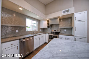 2021 E Carson Dr, Tempe, AZ 85282 photo 3