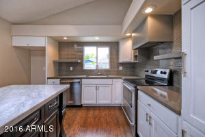 2021 E Carson Dr, Tempe, AZ 85282 photo 4