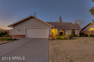 5024 E Fox Cir, Mesa, AZ 85205 photo 2