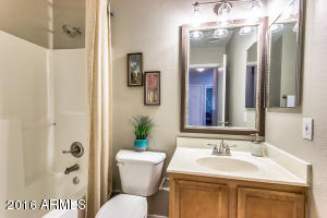 1062 S Seton St, Mesa, AZ 85206 photo 9