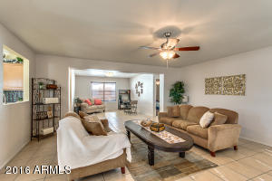 1062 S Seton St, Mesa, AZ 85206 photo 2