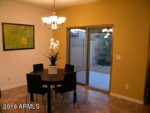 3805 Earll Dr #4, Phoenix, AZ 85018 photo 2