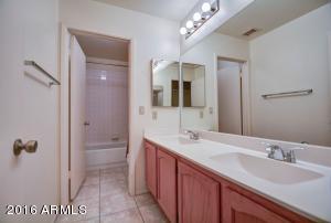 1525 E Hearne Way, Gilbert, AZ 85234 photo 25