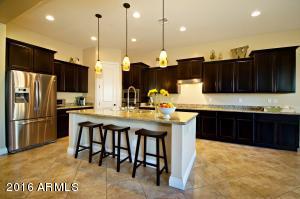 2926 E Blue Sage Rd, Gilbert, AZ 85297 photo 2