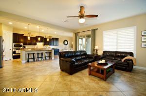 2926 E Blue Sage Rd, Gilbert, AZ 85297 photo 5