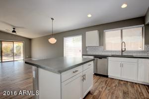 3899 E Vaughn Ave, Gilbert, AZ 85234 photo 3