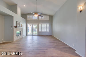 440 S Peppertree Dr, Gilbert, AZ 85296 photo 10