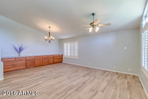 440 S Peppertree Dr, Gilbert, AZ 85296 photo 4