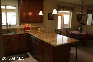 943 E Melody Dr, Gilbert, AZ 85234 photo 4
