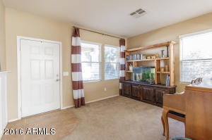 4223 E Gail Dr, Gilbert, AZ 85296 photo 2