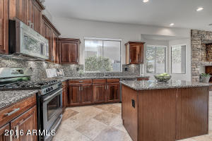 1073 E Hopkins Rd, Gilbert, AZ 85295 photo 8