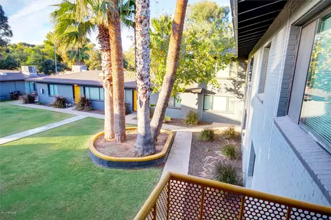 1241 E Thomas Rd, Phoenix, AZ 85014 photo 2