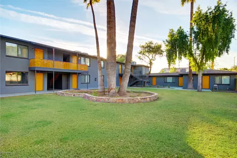 1241 E Thomas Rd, Phoenix, AZ 85014 photo 13