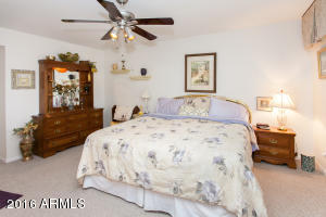 125 Echo Ln, Phoenix, AZ 85020 photo 15