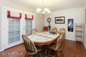 125 Echo Ln, Phoenix, AZ 85020 photo 7