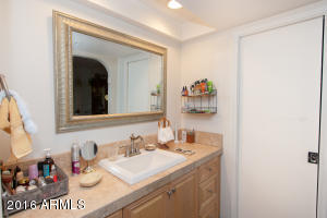 125 Echo Ln, Phoenix, AZ 85020 photo 17