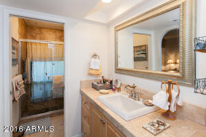 125 Echo Ln, Phoenix, AZ 85020 photo 18