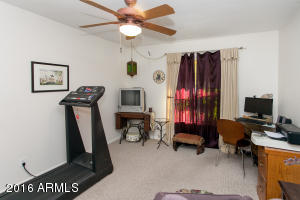 125 Echo Ln, Phoenix, AZ 85020 photo 13