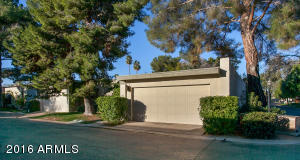 125 Echo Ln, Phoenix, AZ 85020 photo 23