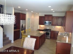 3950 E Melinda Dr, Phoenix, AZ 85050 photo 8