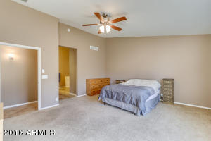 905 E Harwell Rd, Phoenix, AZ 85042 photo 17