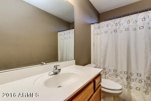 905 E Harwell Rd, Phoenix, AZ 85042 photo 29