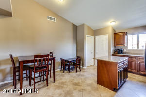 905 E Harwell Rd, Phoenix, AZ 85042 photo 7