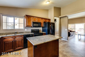 905 E Harwell Rd, Phoenix, AZ 85042 photo 10