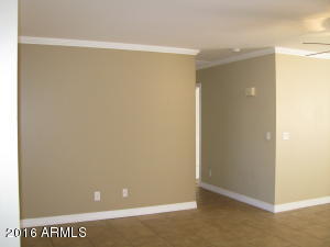 333 S Malcolm Dr, Apache Junction, AZ 85120 photo 4