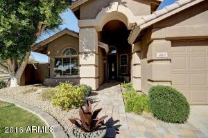 3002 E Silverwood Dr, Phoenix, AZ 85048 photo 1