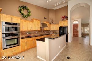 3002 E Silverwood Dr, Phoenix, AZ 85048 photo 8