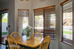 3704 E Summerhaven Dr, Phoenix, AZ 85044 photo 5