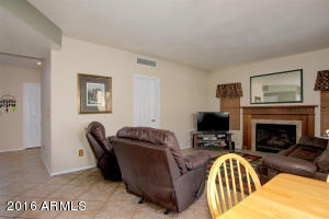 3704 E Summerhaven Dr, Phoenix, AZ 85044 photo 6