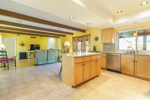 2434 E Turquoise Dr, Phoenix, AZ 85028 photo 11