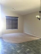 1523 E Black Diamond Dr, Gilbert, AZ 85296 photo 4