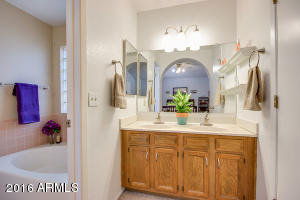 620 E Pinto Ct, Gilbert, AZ 85296 photo 24
